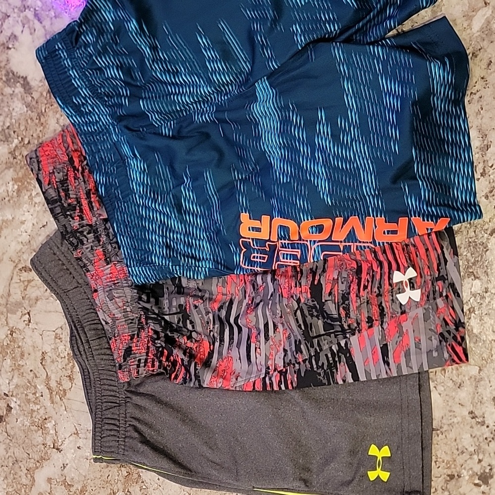 Under Armour Gray, Red, and Blue Shorts Set